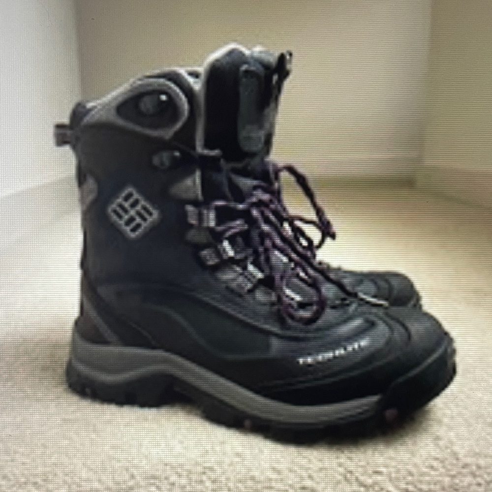 Columbia Women's Techlite Winter Boots Black and Gray, Size 7